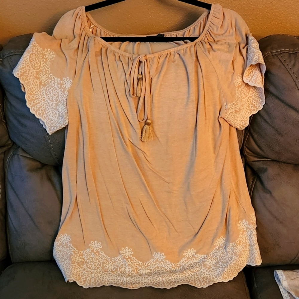 Adrianna Papell Large Short Sleeve Shirt
